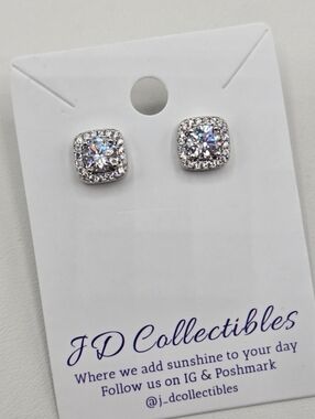 Swarovski Crystal Elements Silver Stud Earrings Clear Halo Prom Bridal Casual